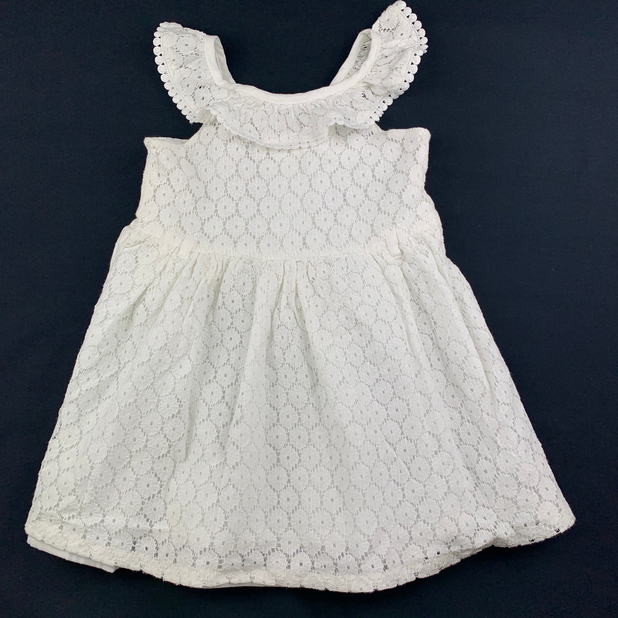 Baby girl white hot sale eyelet dress