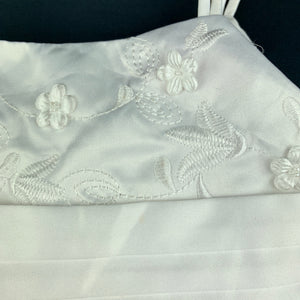 Girls KK Australia, gorgeous white formal / flower girl / wedding dress, L: 60cm, light mark on waistband, FUC, size 1