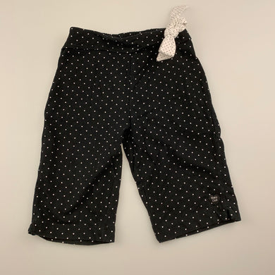 Girls Target, black stretchy cropped pants, elasticated, Inside leg: 19.5cm, GUC, size 2