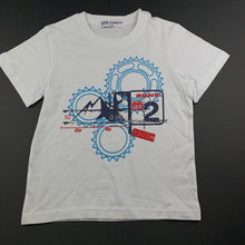 Load image into Gallery viewer, Boys Joe Fashion, white soft cotton t-shirt / top, EUC, size 6