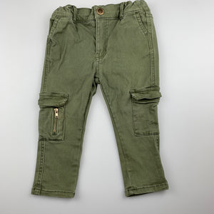 Girls Cotton On, khaki soft feel cargo pants, adjustable, EUC, size 1