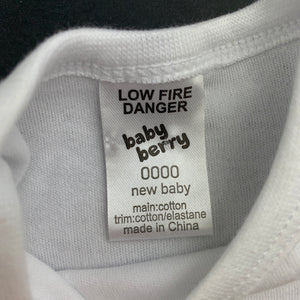 Unisex Baby Berry, white cotton bodysuit / romper, EUC, size 0000