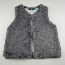 Load image into Gallery viewer, Girls L&amp;D, cotton lined faux fur vest, EUC, size 8,  