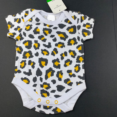 unisex Baby Berry, soft cotton bodysuit / romper, NEW, size 000,  