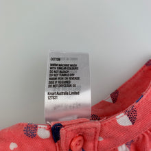 Load image into Gallery viewer, Girls Tiny Little Wonders, cotton t-shirt top, hearts, GUC, size 00,  