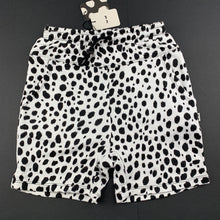 Load image into Gallery viewer, unisex Chi Khi, bamboo blend animal print slouch shorts, elasticated, NEW, size 4-5,  