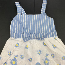 Load image into Gallery viewer, Girls Penelope Mack, lightweight floral cotton summer dress, EUC, size 12 months, L: 42cm