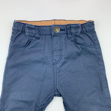 Load image into Gallery viewer, Boys H&amp;M, stretch cotton pants, adjustable, inside leg: 23.5 cm, EUC, size 1,  