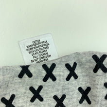 Load image into Gallery viewer, unisex Target, grey cotton singlet top, EUC, size 0000,  