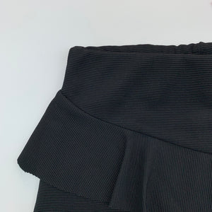 Girls Mango, black skirt, elasticated, L: 20 cm, NEW, size 1,  