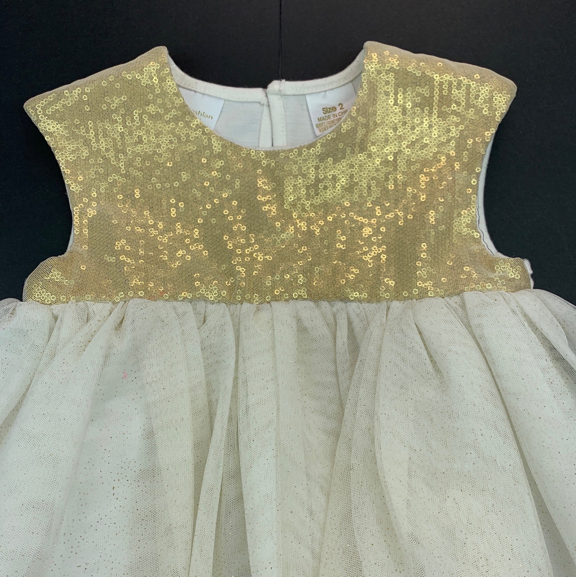 Kardashian Kids, cream & gold tulle & sequin bubble dress, FUC, size 2, L: 44 cm DaisyChainClothing Kardashian Kids, cream & gold tulle & sequin bubble dress, FUC, size 2, L: 44 cm DaisyChainClothing