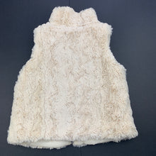 Load image into Gallery viewer, Girls Target, soft feel faux fur vest, jacket, EUC, size 2,  