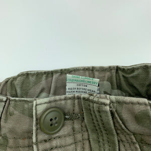 Boys Target, khaki camo print cotton cargo shorts, adjustable, GUC, size 1,  