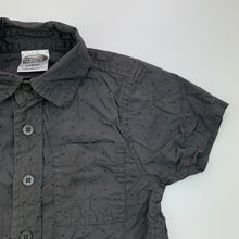 Load image into Gallery viewer, Boys BRAT, dark grey cotton short sleeve shirt, GUC, size 2,  