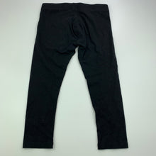 Load image into Gallery viewer, Girls Brilliant Basics, black cropped leggings, Inside leg: 40cm, EUC, size 10,  
