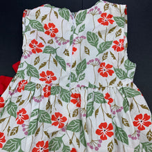 Load image into Gallery viewer, Girls lightweight, floral cotton dress, no labels, armpit to armpit: 23cm, GUC, size 0, L: 41cm