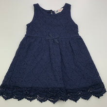 Load image into Gallery viewer, Girls H&amp;M, lined navy floral lace party dress, EUC, size 2, L: 45cm