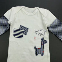 Load image into Gallery viewer, unisex Emotion &amp; Kids, navy &amp; white cotton romper, giraffe, GUC, size 000,  
