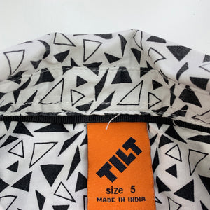 Boys Tilt, black & white cotton short sleeve shirt, EUC, size 5,  