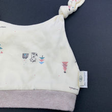 Load image into Gallery viewer, Girls Tongtai, cotton hat / beanie, 38-44cm circumference, GUC, size 000-00,  