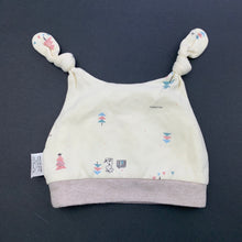Load image into Gallery viewer, Girls Tongtai, cotton hat / beanie, 38-44cm circumference, GUC, size 000-00,  