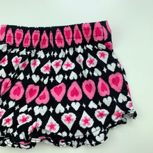 Load image into Gallery viewer, Girls lightweight, cotton shorts, elasticated, GUC, size 12 months,  
