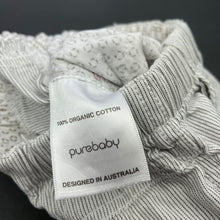 Load image into Gallery viewer, Boys purebaby, organic cotton shorts, elasticated, GUC, size 000,  