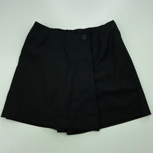 Load image into Gallery viewer, Girls Kids &amp; Co, black school shorts / skort, elasticated, EUC, size 5,  