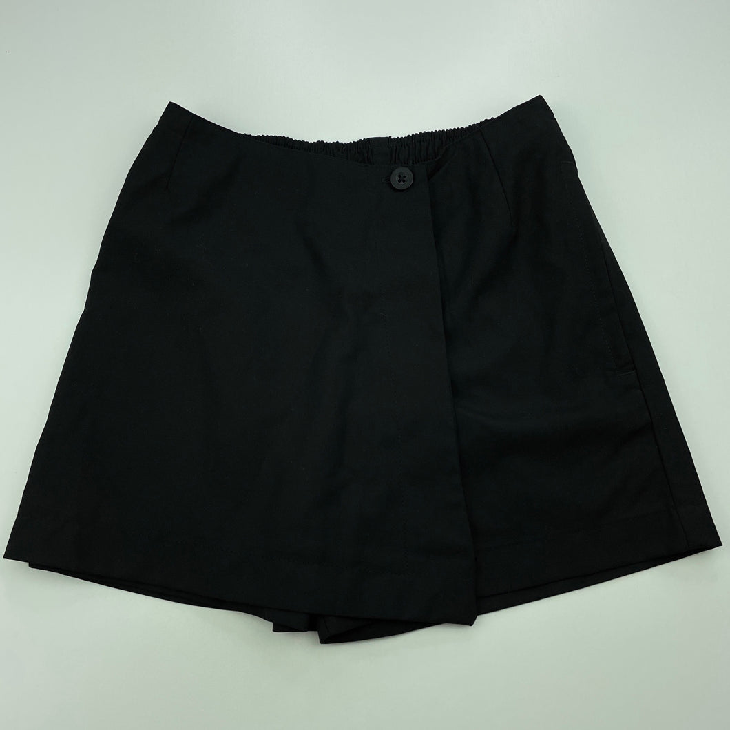 Girls Kids & Co, black school shorts / skort, elasticated, EUC, size 5,  