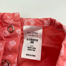 Load image into Gallery viewer, Girls Tiny Little Wonders, floral cotton romper, hat, GUC, size 000,  