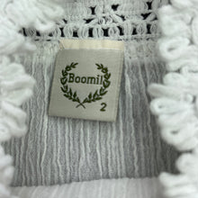 Load image into Gallery viewer, Girls Boomil, embroidered crinkle cotton summer top, FUC, size 2,  