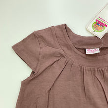 Load image into Gallery viewer, Girls WIKIDZ, stretchy t-shirt / top, NEW, size 6,  