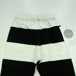 unisex Milk Threads, black & white stripe leggings, elasticated, Inside leg: 29cm, NEW, size 1,  