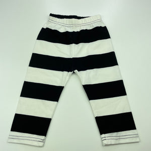 unisex stretchy, black & white stripe leggings, elasticated, Inside leg: 21.5cm, EUC, size 00,  