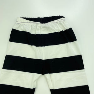 unisex stretchy, black & white stripe leggings, elasticated, Inside leg: 21.5cm, EUC, size 00,  