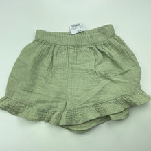 Load image into Gallery viewer, Girls Anko, green crinkle cotton shorts, elasticated, NEW, size 4,  