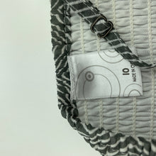 Load image into Gallery viewer, Girls Target, lined lightweight summer dress, GUC, size 10, L: 75cm