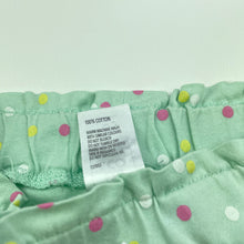 Load image into Gallery viewer, Girls Kids &amp; Co, green cotton shorts, elasticated, EUC, size 6,  