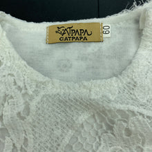 Load image into Gallery viewer, Girls Catpapa, lined floral lace bodysuit / romper, GUC, size 000,  