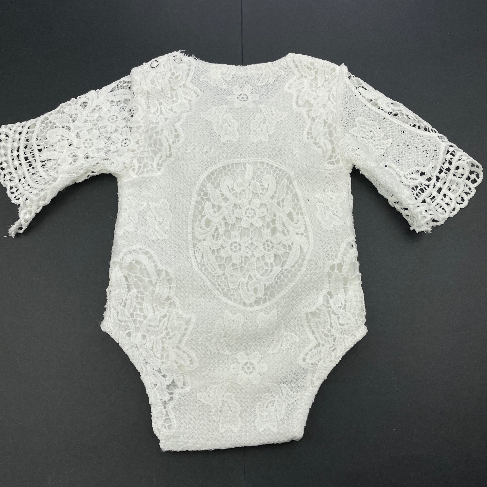 Catpapa lined floral lace bodysuit romper GUC size 000