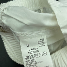Load image into Gallery viewer, Girls Grain De Ble, lightweight cotton shorts, elasticated, FUC, size 6 months,  