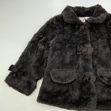 Load image into Gallery viewer, Girls Target, soft feel faux fur jacket / coat, poppers, GUC, size 1,  