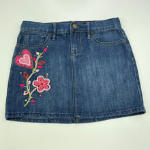 Load image into Gallery viewer, Girls GAP, embroidered denim skirt, adjustable, L: 29cm, GUC, size 8,  