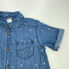 Load image into Gallery viewer, Boys Kids &amp; Co, chambray cotton short sleeve shirt, GUC, size 4,  
