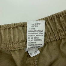 Load image into Gallery viewer, Boys Brilliant Basics, casual shorts, elasticated, EUC, size 7,  