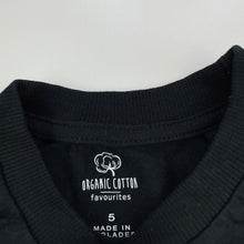 Load image into Gallery viewer, unisex Favourites, black organic cotton t-shirt / top, EUC, size 5,  