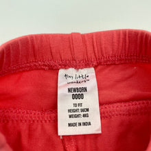 Load image into Gallery viewer, Girls Tiny Little Wonders, coral ruffle leggings / bottoms, EUC, size 0000,  