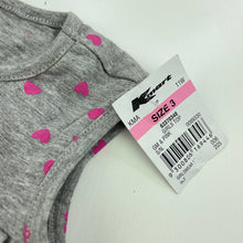 Load image into Gallery viewer, Girls H&amp;T, grey tiered top, heart, NEW, size 3,  