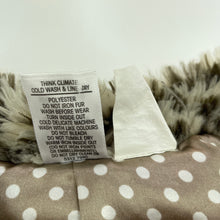 Load image into Gallery viewer, Girls Target, animal print faux fur vest, GUC, size 00,  