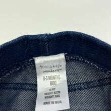 Load image into Gallery viewer, unisex Tiny Little Wonders, stretchy leggings / bottoms, elasticated, EUC, size 000,  